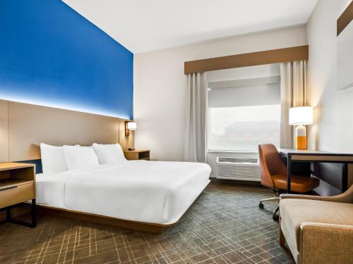 Best Western O'Fallon Hotel - image 6