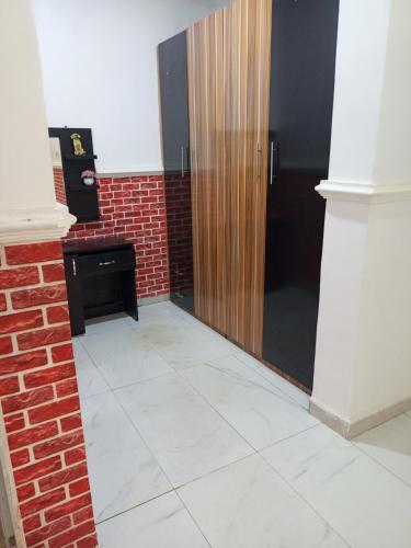 Service Apartment