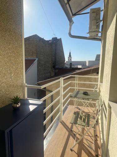 One-Bedroom Apartment image 7