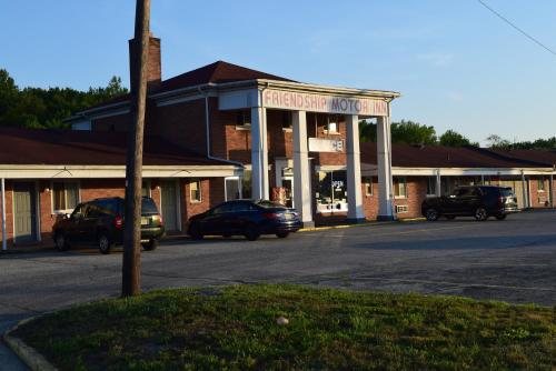 Friendship Motor Inn Carneys Point - Pennsville in คาร์นีย์ พอยต์