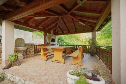Apartman Sara in Saršoni