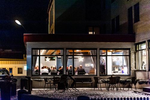 Tynset Hotel - main image