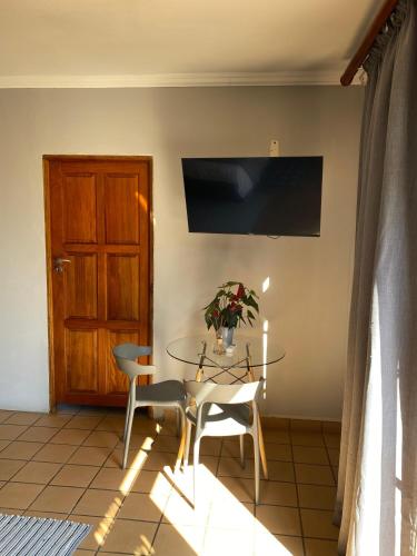 Waterkloof Glen Guest House - image 5