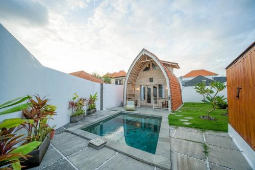 Lumbung Style Studio with Pool, 10 mins to the beach, Sanur