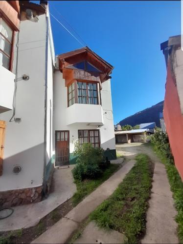 Three-Bedroom House image 3