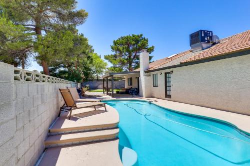 7 Mi to Las Vegas Strip Family Home with Pool!, Las Vegas