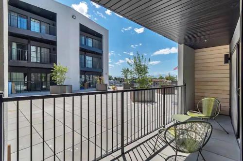 Maven Stay near Tracy Aviary