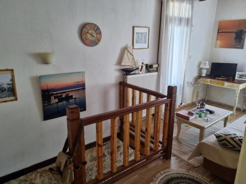 Traditional House in Panagia Village in 타소스