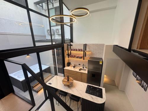 Luxury Poblado House 12 Rooms 2 Jacuzzis AC