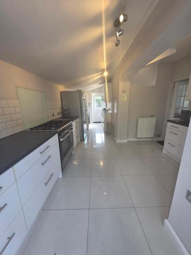 Stunning property with Summer house in Palfrey