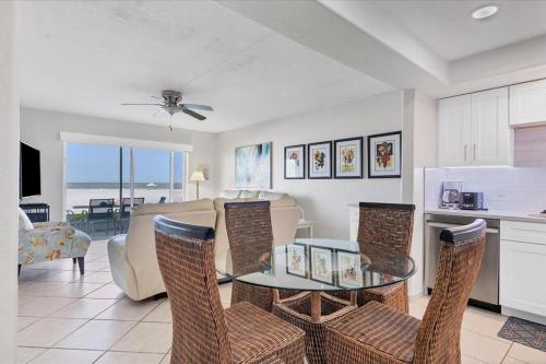 Condo 103