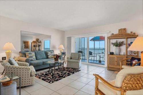 Condo 305