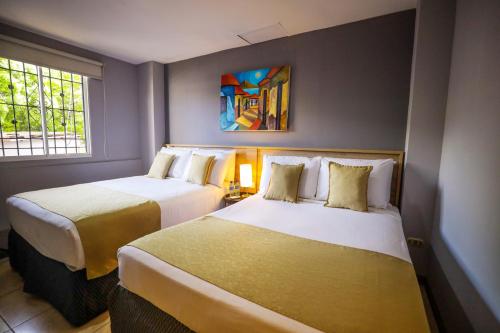 Double Room image 5