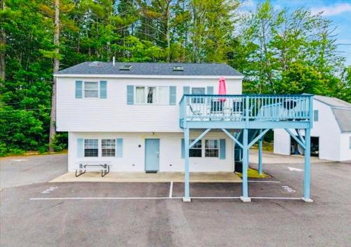 Exit 5 Motel & Cottages - image 3