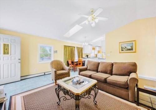 Exit 5 Resort & Condominium in 薩高