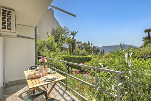 Studio w/Panoramic view, Shared Pool, Garden & Terrace - Happy Rentals in Agno TI, Schweiz