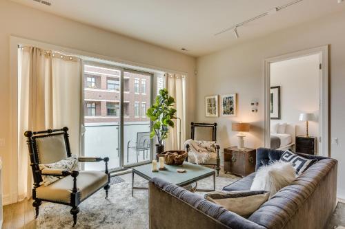 Three-Bedroom Apartment room in Designer 3BR with Balcony & Elevator on Clark! apts