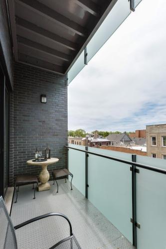 Three-Bedroom Apartment image 6