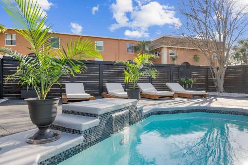 Luxury poolside paradise