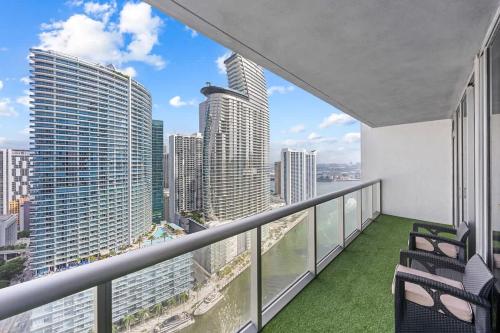 Penthouse ICON W hotel WaterViews balcony Brickell in Miami, USA