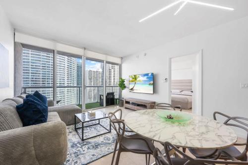 Penthouse ICON W hotel WaterViews balcony Brickell in Miami, USA