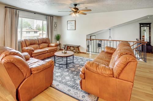 Spacious Rock Springs Stay Near Shops and Dining! in Commercial Way