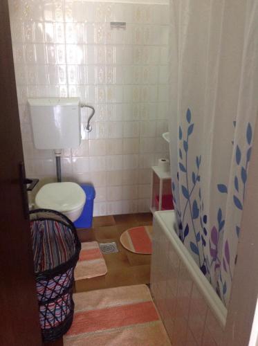 Ana Tudor Apartments - image 3