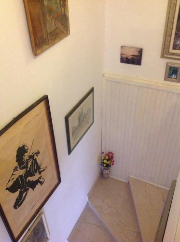 Ana Tudor Apartments - image 4