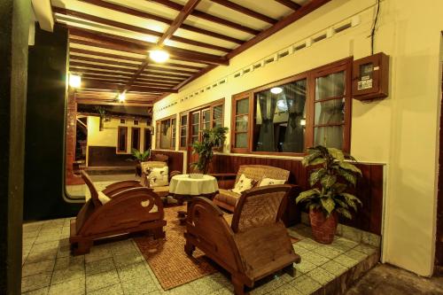 Griya Langen Guesthouse - 주변 명소