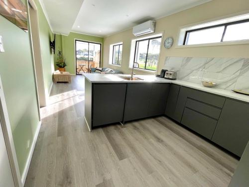 Apartments on Centenary - Bay of Shoals