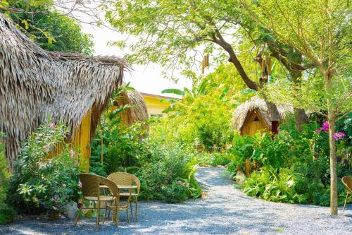 Samui Circus Studio & Ville - Dome Bungalow 3, Amphoe Koh Samui (Foto 9)