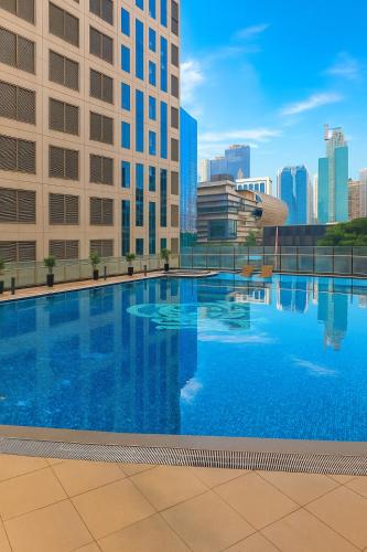 The Spot 43 Sunrise in Makati, Manila (photo 6)