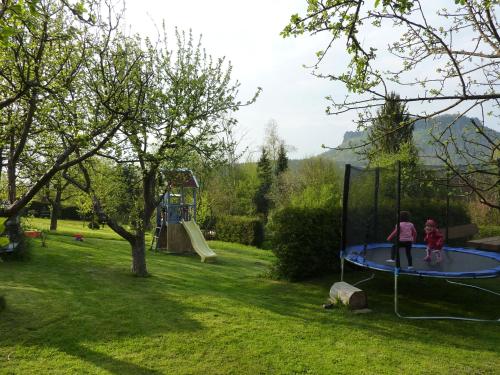Playground, Feriendomizil Elbsandsteingebirge in Konigstein/Sachs. Schw.
