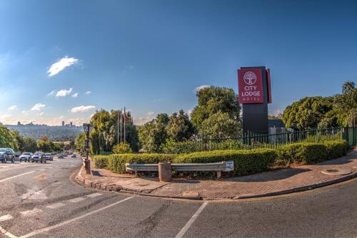 シティ ロッジ ホテル ブライアンストン ヨハネスブルグ