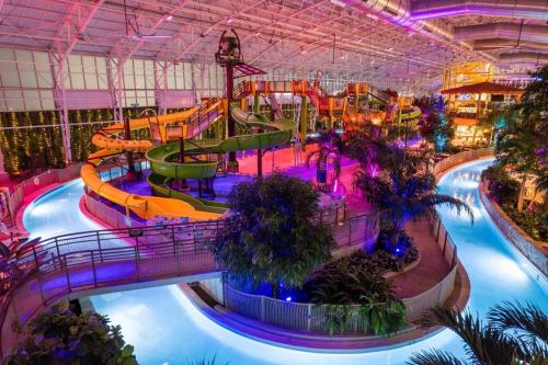 CozySuites at Showboat Bold 2BR 3BA Beachfront in Atlantic City, USA