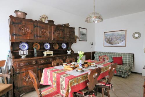  House I Cardi by Holiday World, Pension in Entracque