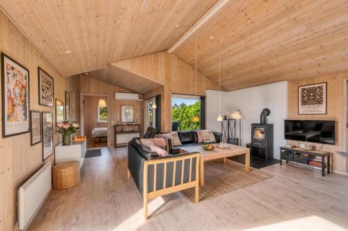 ทัศนียภาพภายนอกโรงแรม, Lovely Holiday Home With 6-Person Outdoor Hot Tub, Close To The North Sea And Søndervig Center in ซอนเดอร์วิก