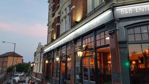 OYO The Kilburn Arms, Londyn (zdjęcie 5)