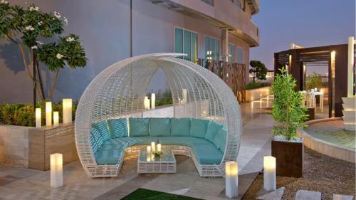 Burj View - Five Min to Dubai Mall in Madinat Zayid