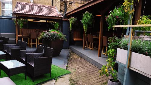 OYO The Kilburn Arms, Londyn (zdjęcie 11)