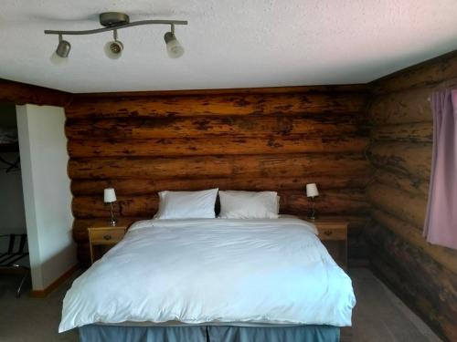 King Room with Mountain View