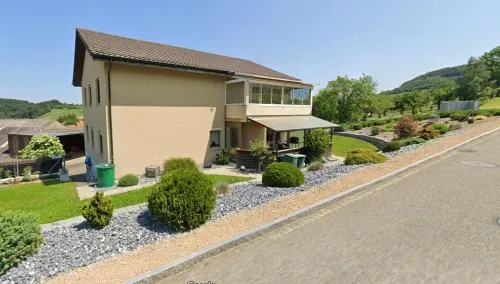 Apartment Hügelruhe Mandach - 100 m2 - 3 Schlafzimmer - Ferien - Business in Böttstein, Schweiz