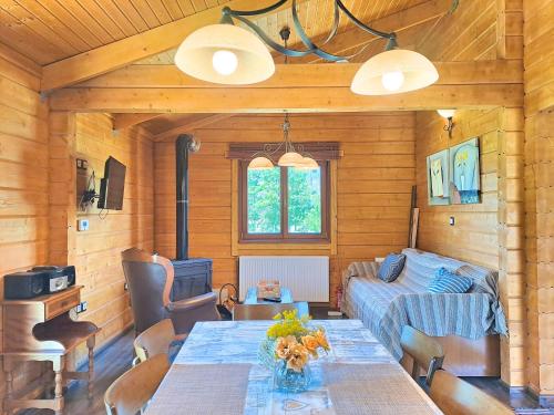 Iekārtas, Timber Dream in Agia Anna (Euboea)