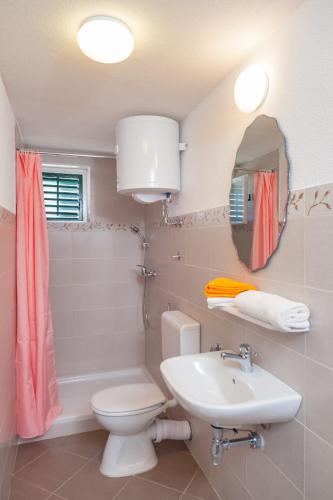 Beach Resort Apartments Podspiline - image 5