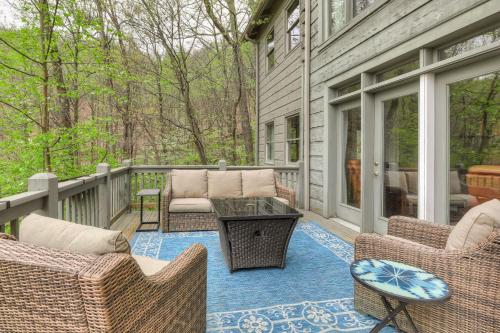 Удобства, Elemental Bliss - Enjoy cookouts on the deck and peaceful valley views in Big Canoe