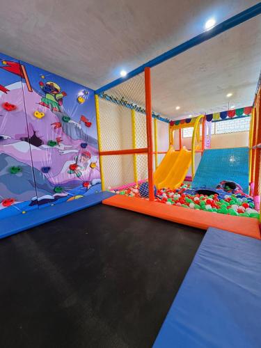 Recreational facilities, Apurwa Grand Resort in Badgran