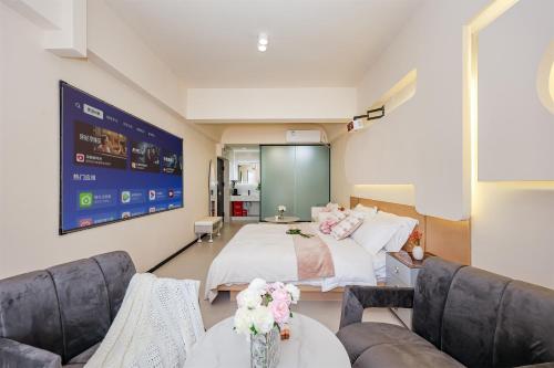 Double Room with Sea View image 3