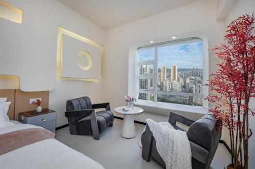 Double Room with Sea View image 2
