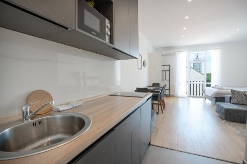 Elegant Central Suite 3