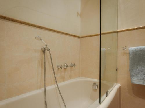 Two-Bedroom Apartment image 3